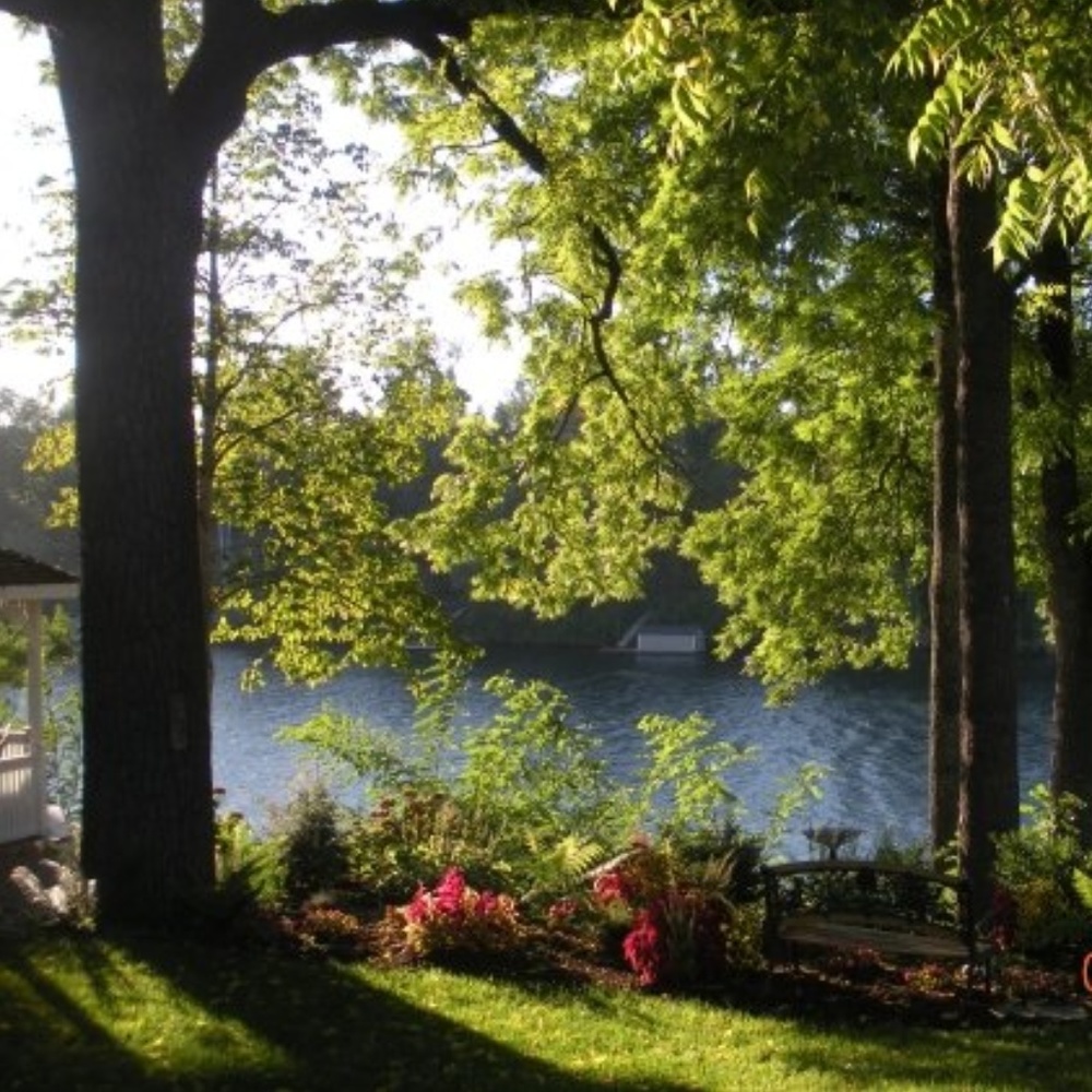 Meet your Posher, Melrose Cottage